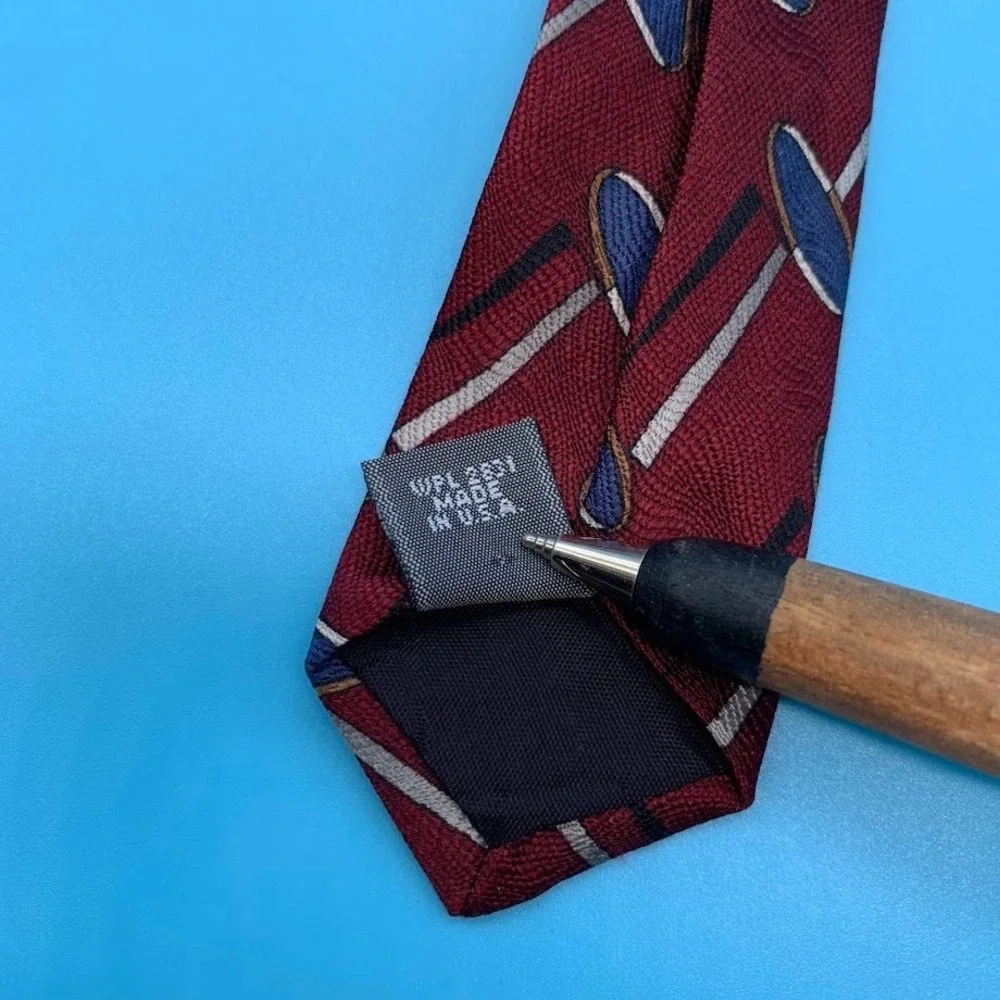 Vintage Gianfranco Ruffini Red Geometric Print Silk Men's Classic Neck Tie